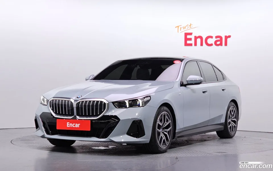 BMW 5 Series 2024