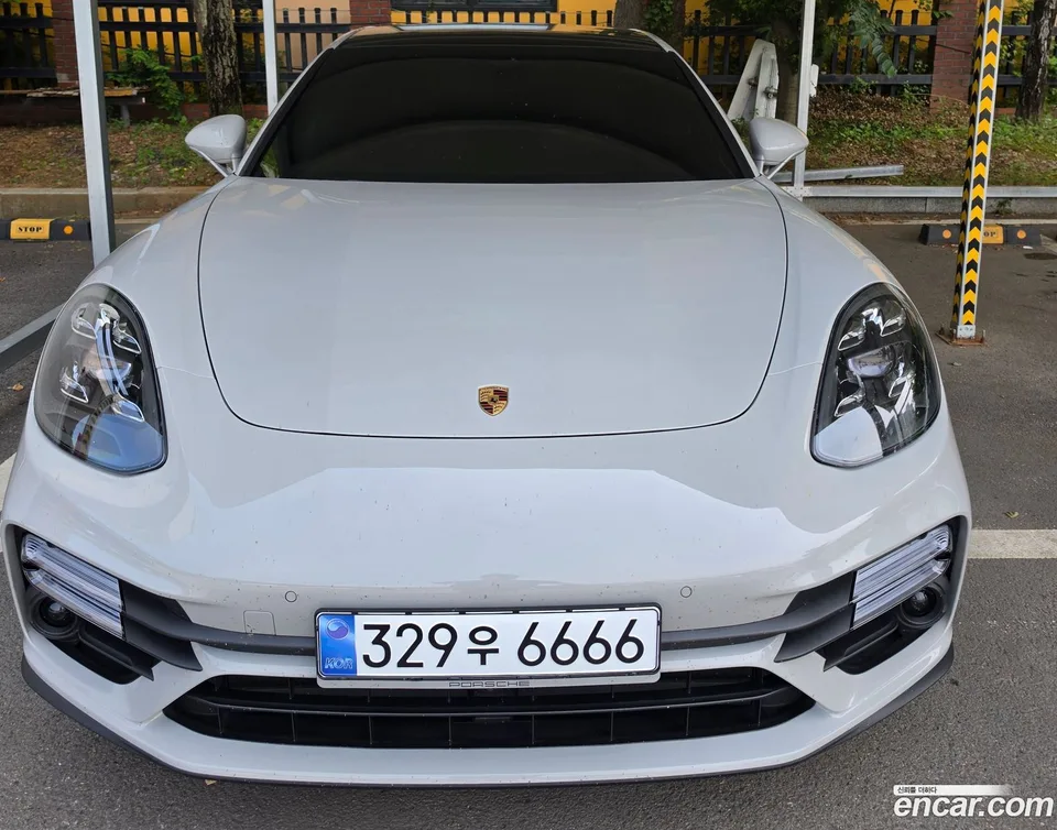 Porsche Panamera (971) 2023
