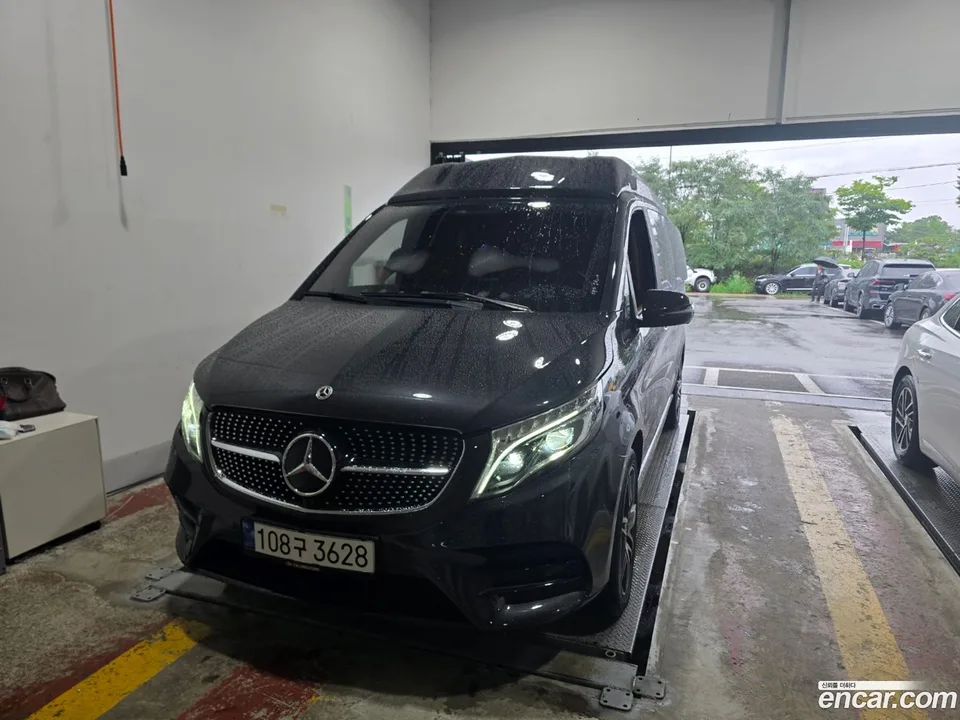 Mercedes-Benz V-Class 2023