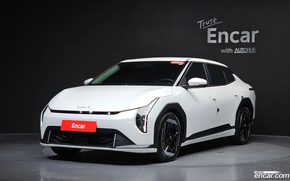 Kia EV4 2025