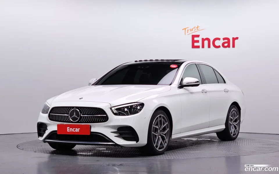 Mercedes-Benz E-Class 2023