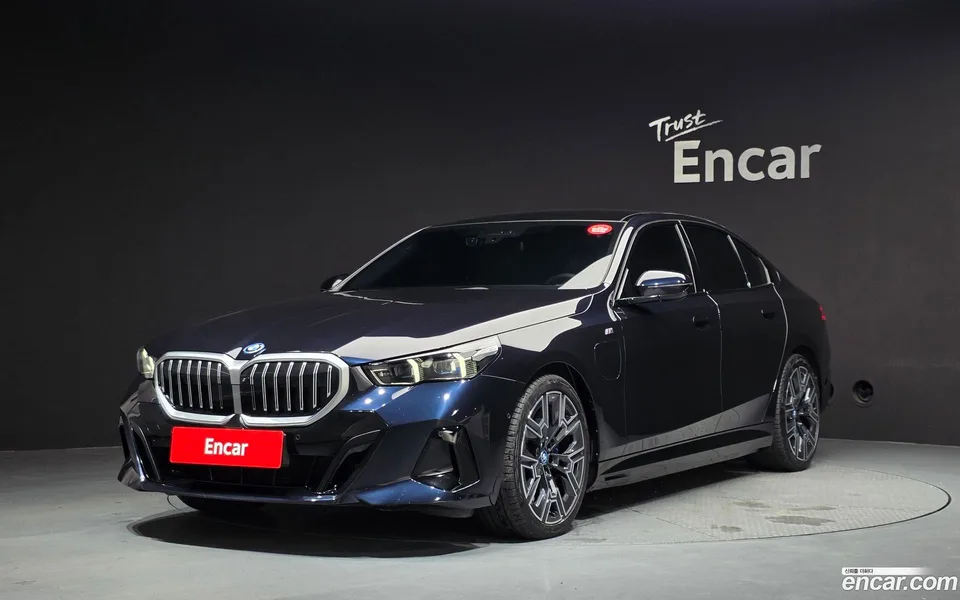 BMW 5 Series 2024
