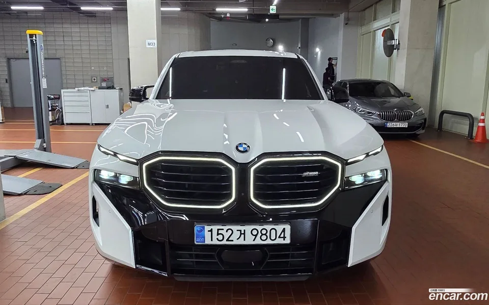 BMW XM 2023