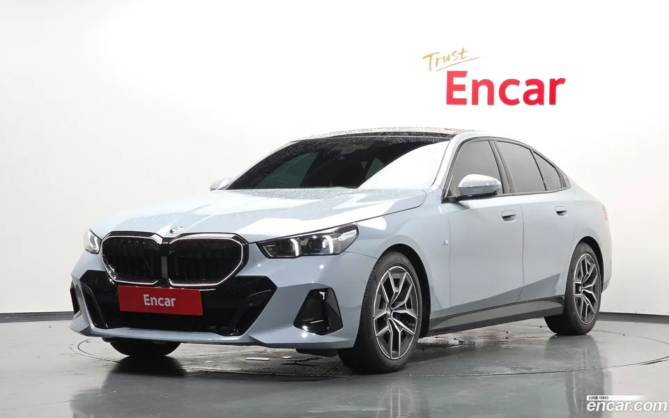BMW 5 Series 2025