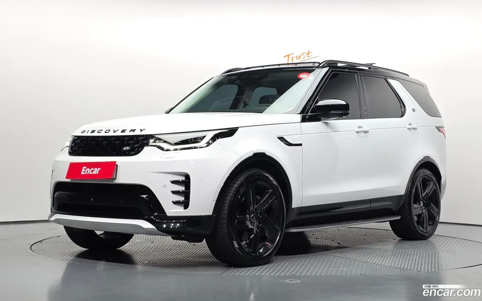 Land Rover Discovery 2025