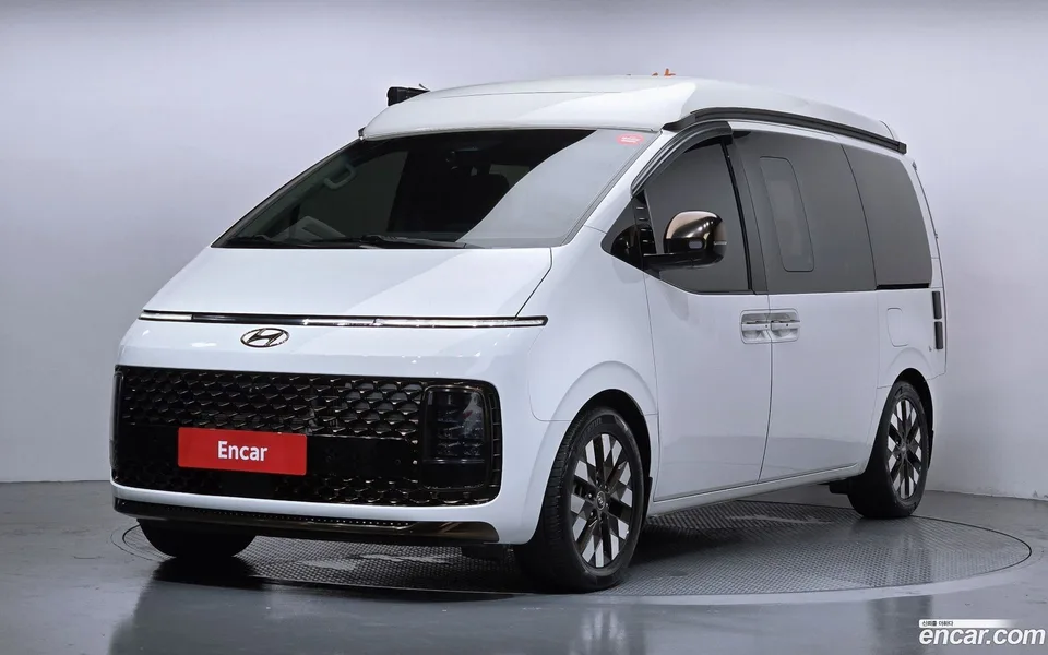Hyundai Staria 2023