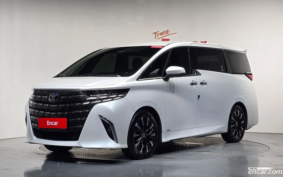 Toyota Alphard 2025