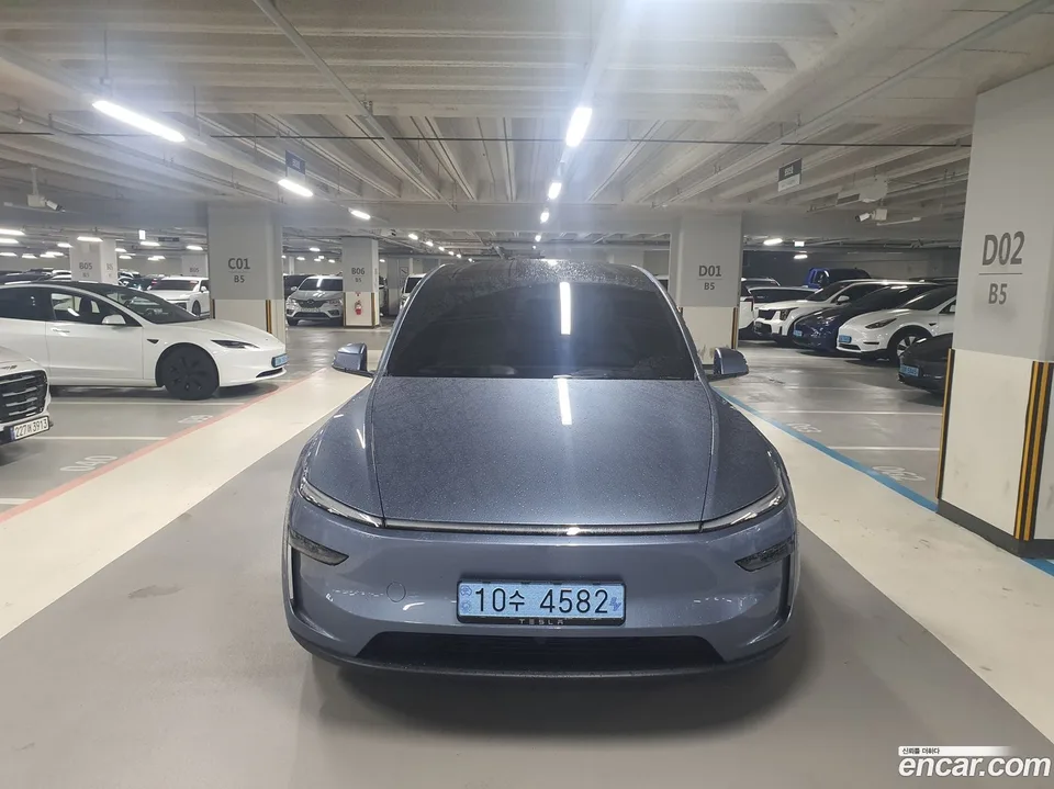 Tesla Model Y 2026