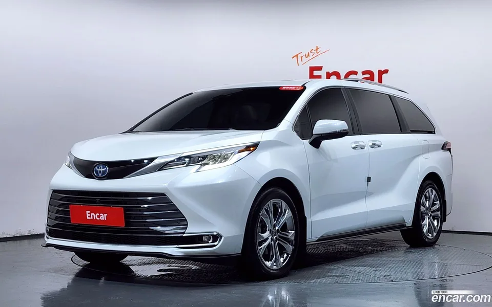 Toyota Sienna 2023