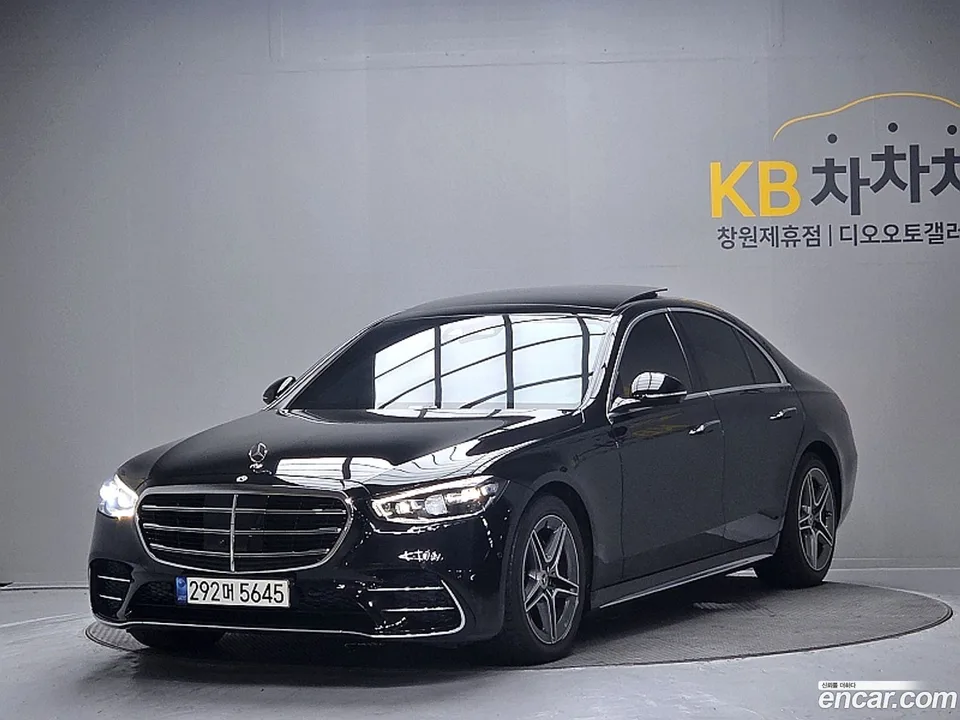 Mercedes-Benz S-Class 2022