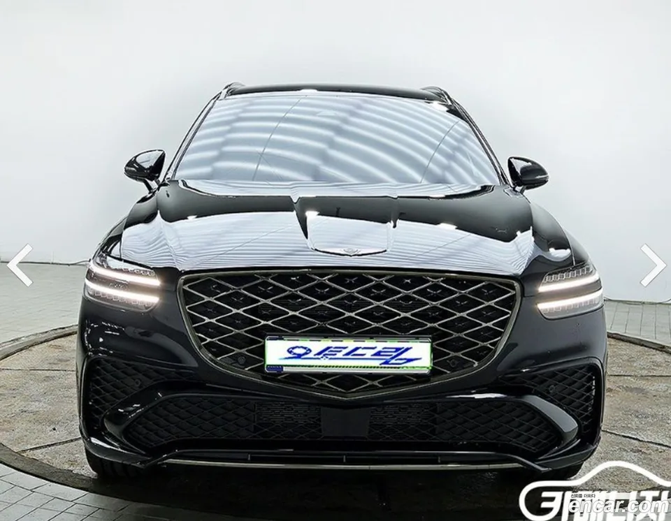 Genesis GV70 2025