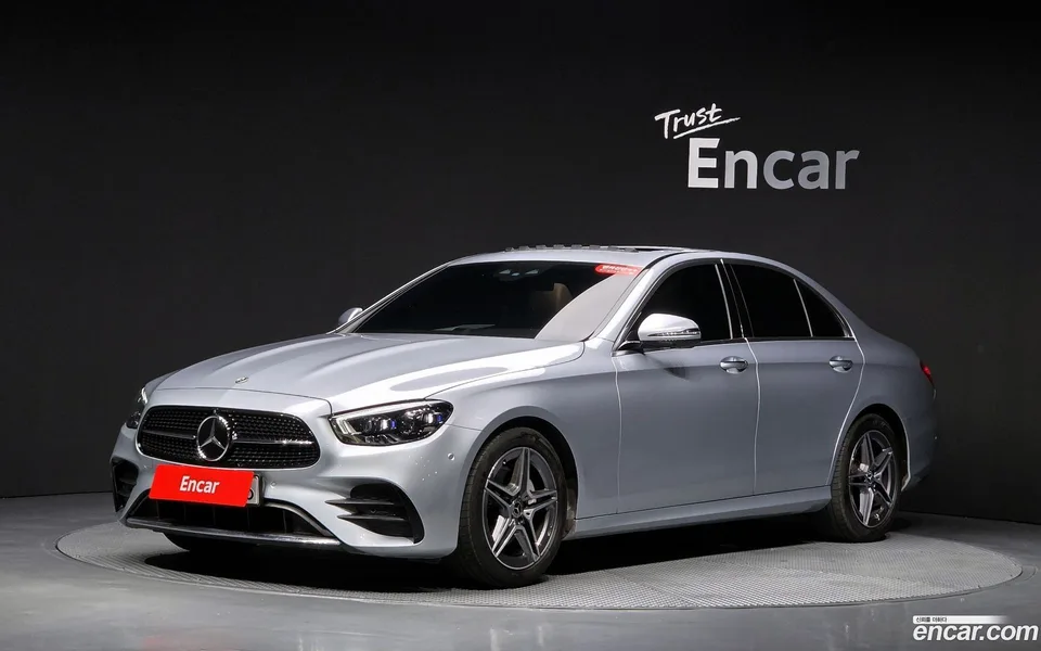 Mercedes-Benz E-Class 2023