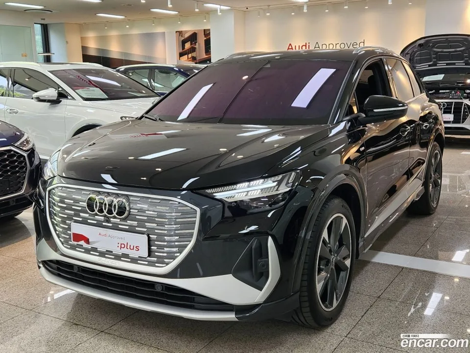 Audi Q4 e-tron 2023