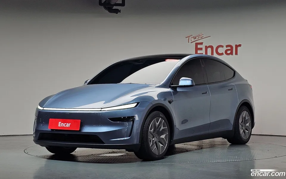 Tesla Model Y 2026