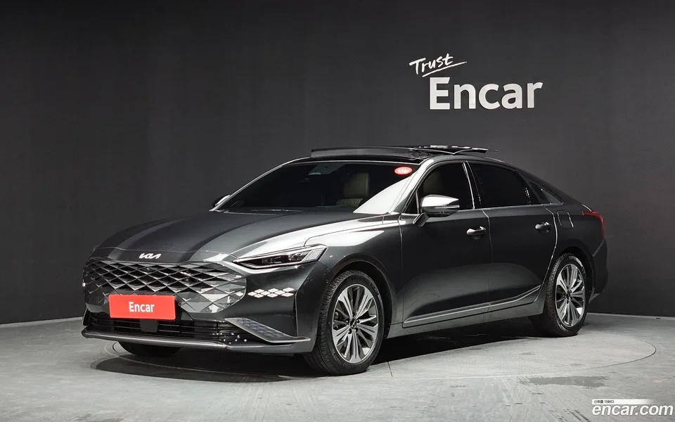 Kia K8 Hybrid 2023