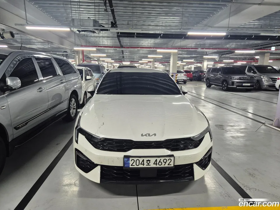 Kia K5 2025