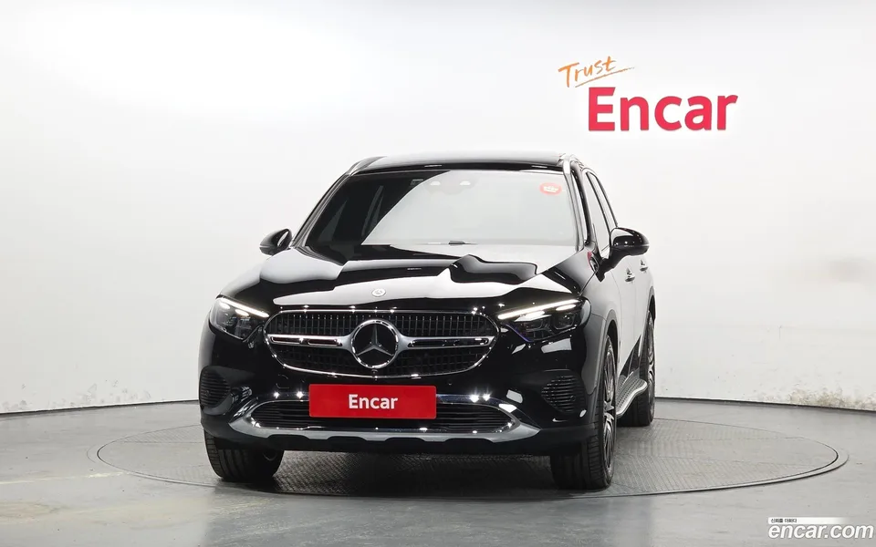 Mercedes-Benz GLC-Class GLC300 4MATIC 2025 — миниатюра 3