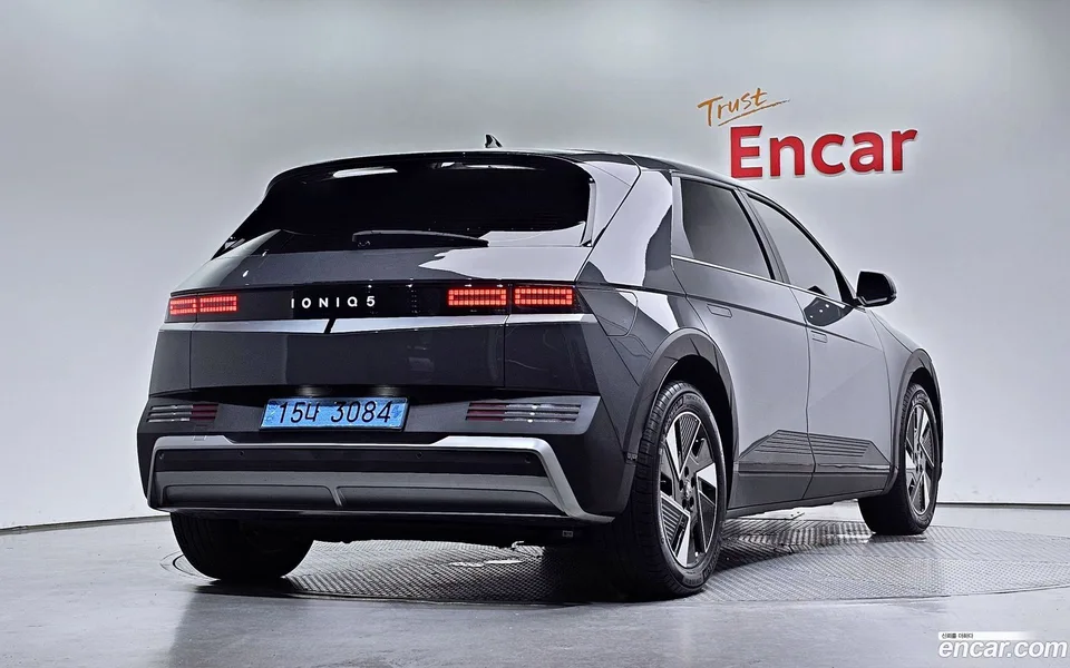 Hyundai Ioniq 5 2025 — миниатюра 2