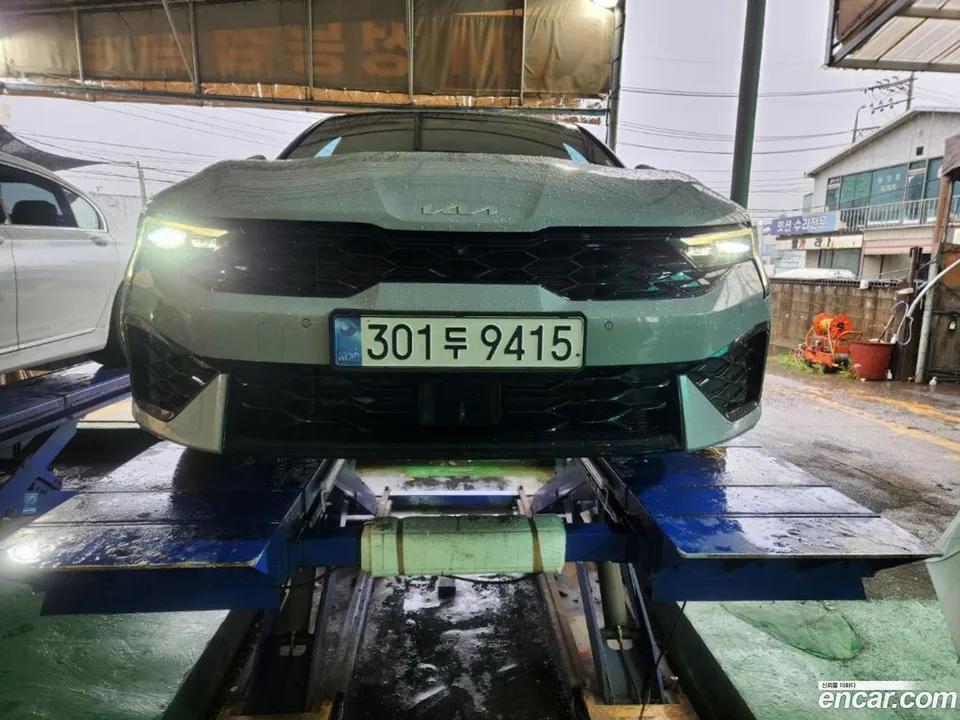 Kia K5 Hybrid 2024