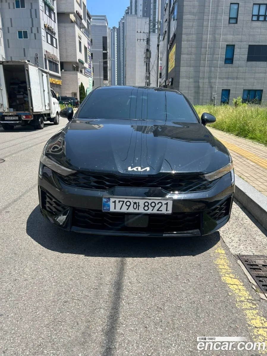 Kia K5 Hybrid 2025