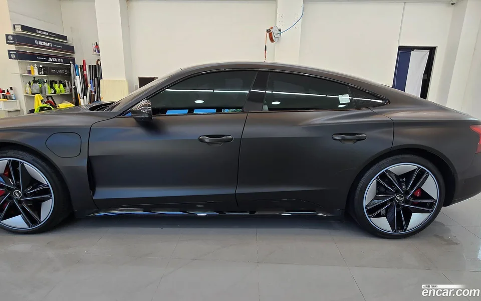 Audi RS e-tron GT 2022