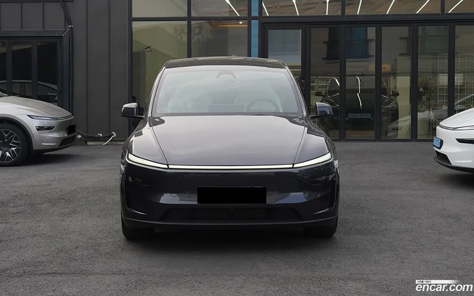 Tesla Model Y 2026