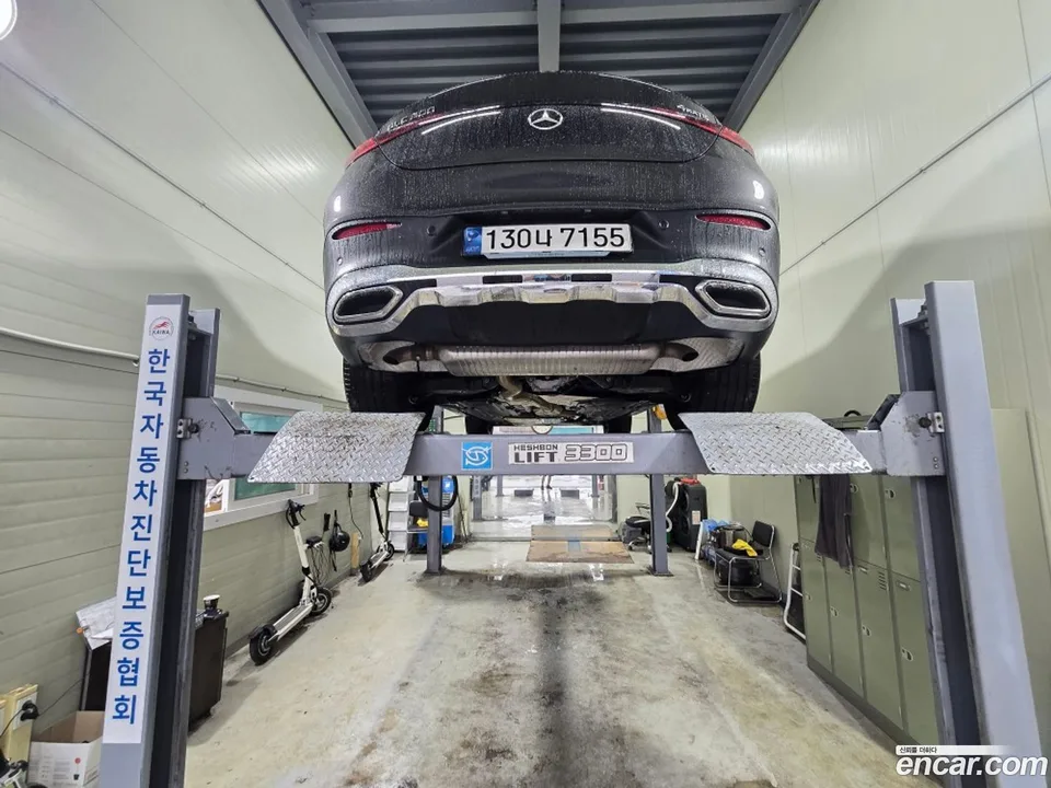 Mercedes-Benz GLC-Class 2024