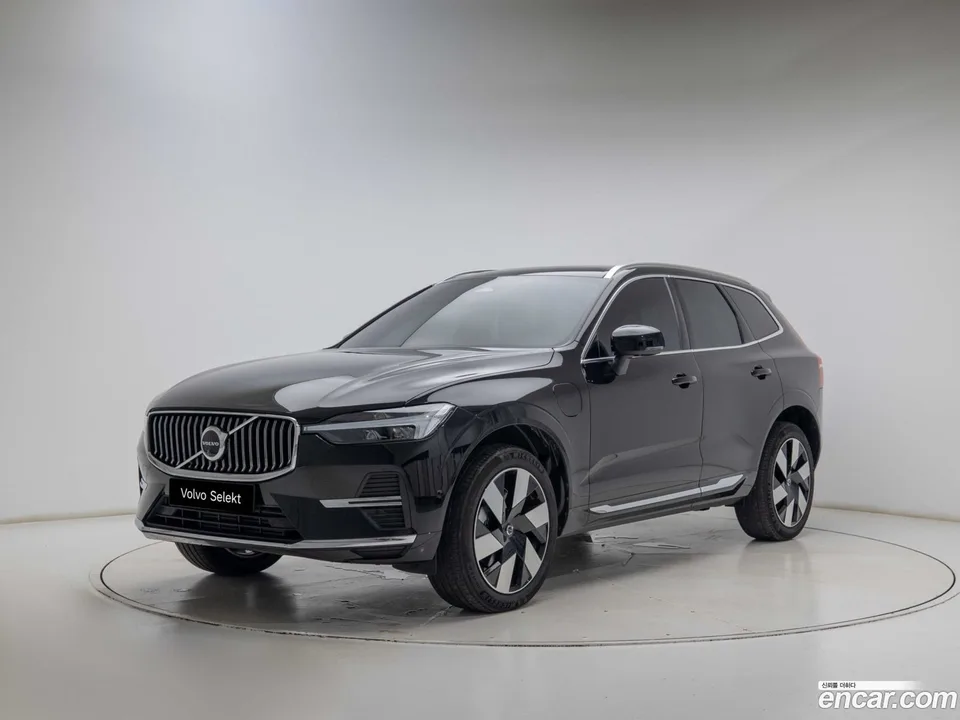 Volvo XC60 2025