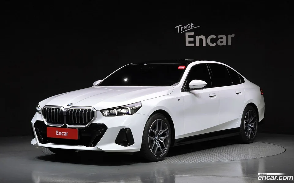 BMW 5 Series 2025