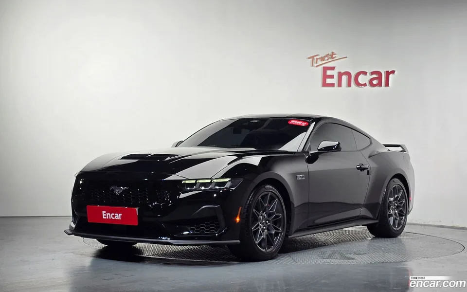 Ford Mustang 2024