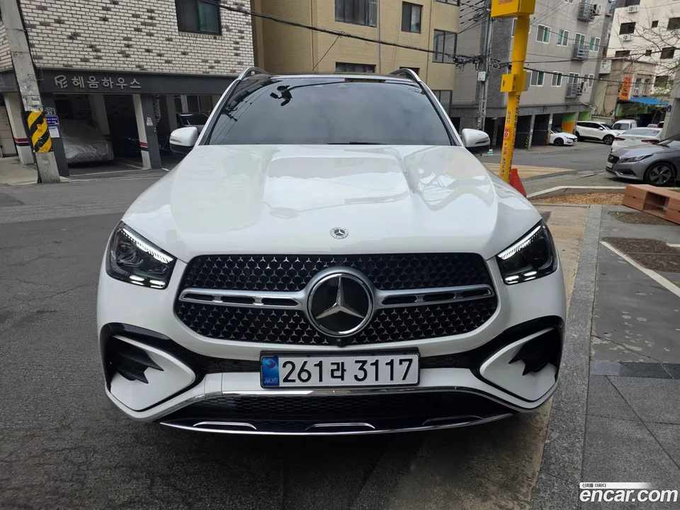 Mercedes-Benz GLE-Class 2025