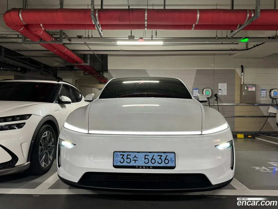 Tesla Model Y 2026