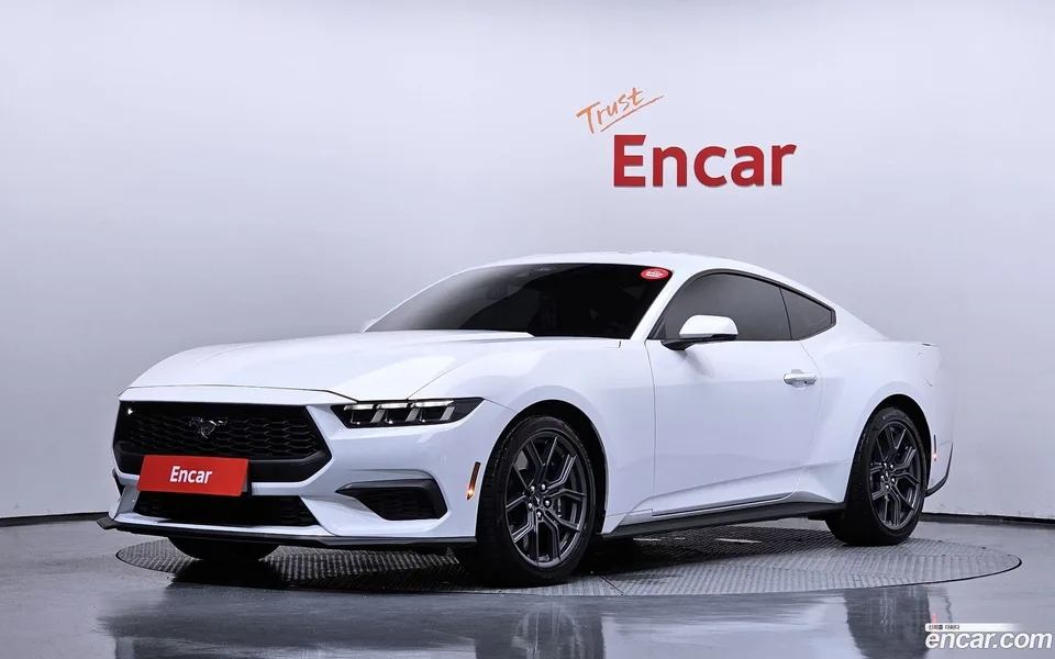 Ford Mustang 2024