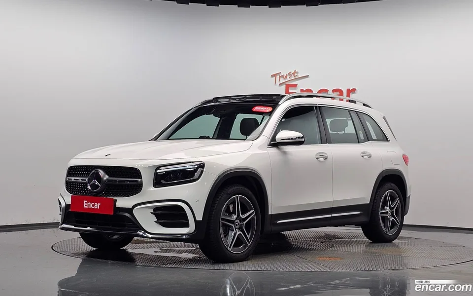 Mercedes-Benz GLB-Class 2025