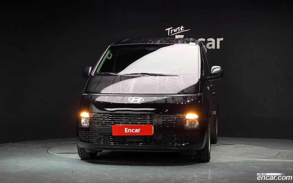 Hyundai Staria 5 2024 — thumbnail 3