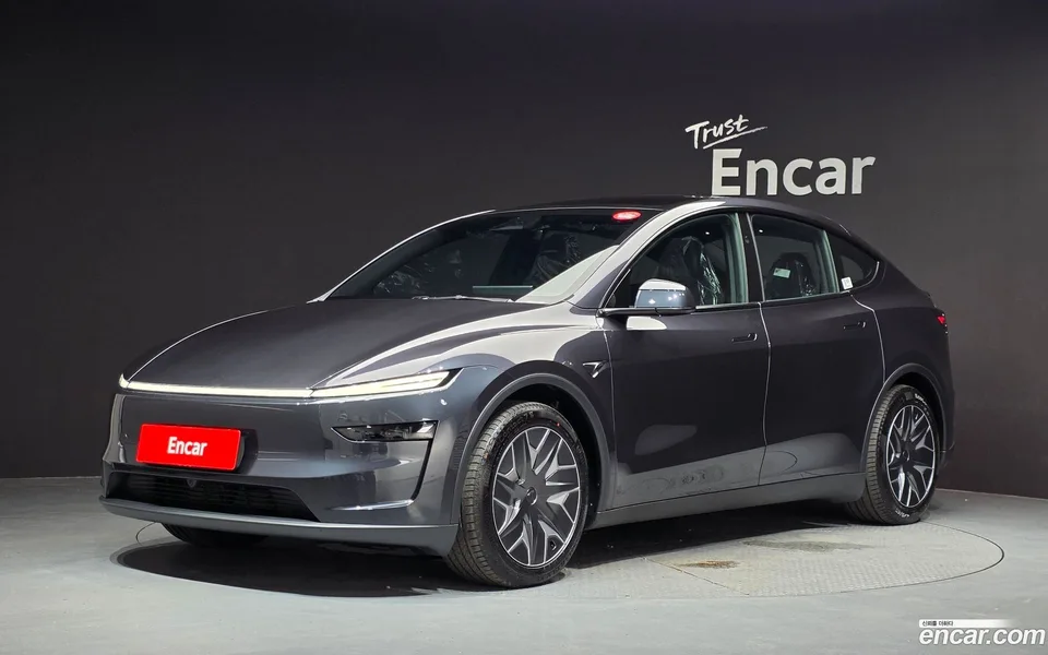 Tesla Model Y 2026