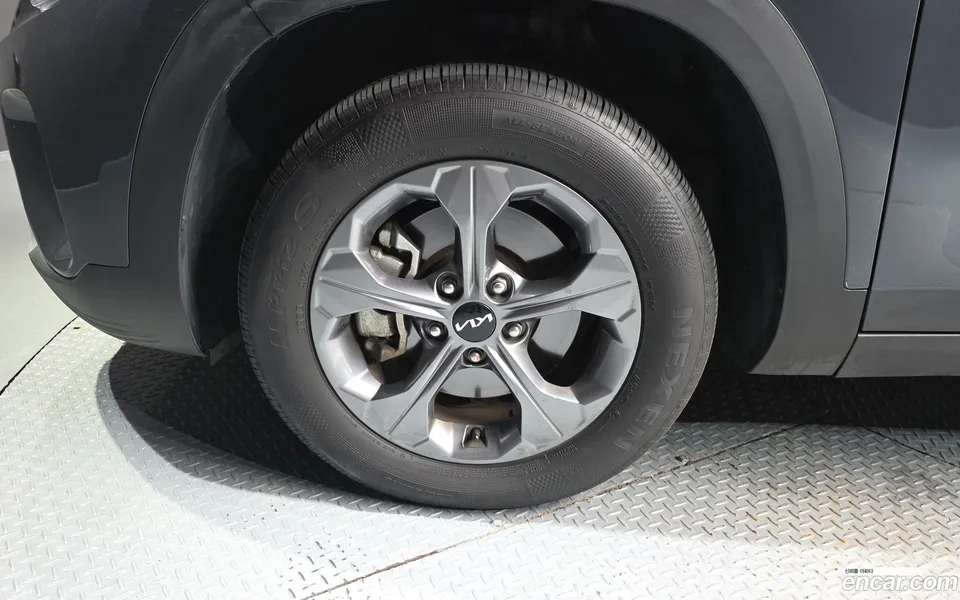 Kia Seltos 1.6 2WD 2025 — миниатюра 5