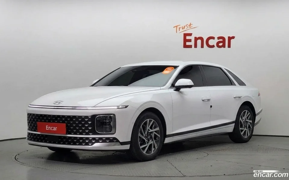 Hyundai Grandeur Hybrid 2026