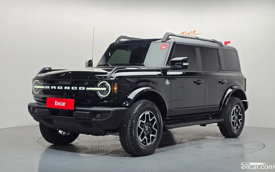 Ford Bronco 2023