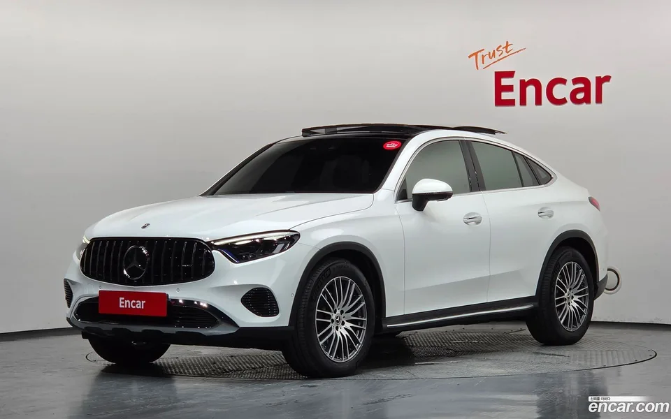 Mercedes-Benz GLC-Class 2025