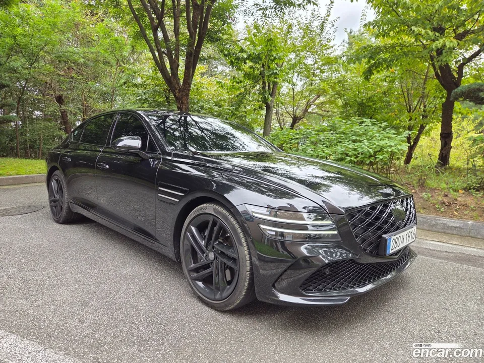 Genesis G80 2025