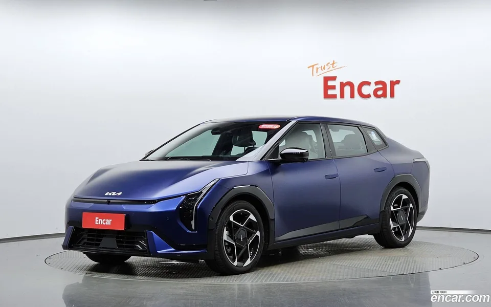 Kia EV4 2025