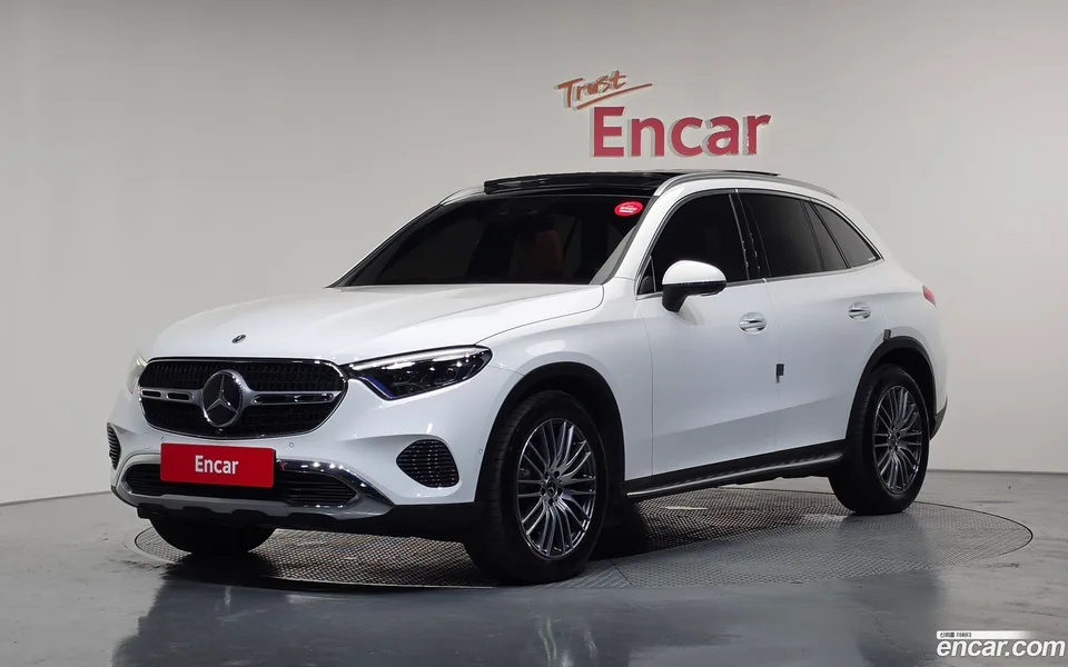 Mercedes-Benz GLC-Class 2024