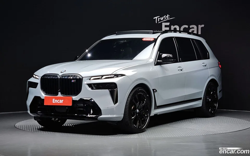 BMW X7 2024