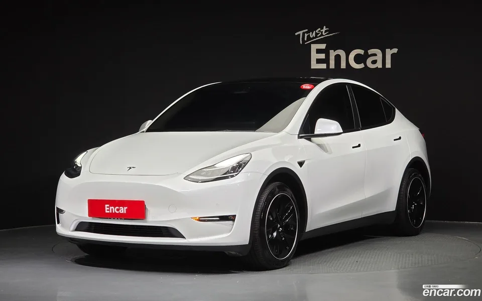 Tesla Model Y 2022
