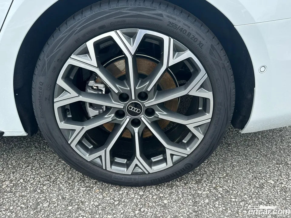 Audi A6 40 TFSI S Line 2026 — миниатюра 2