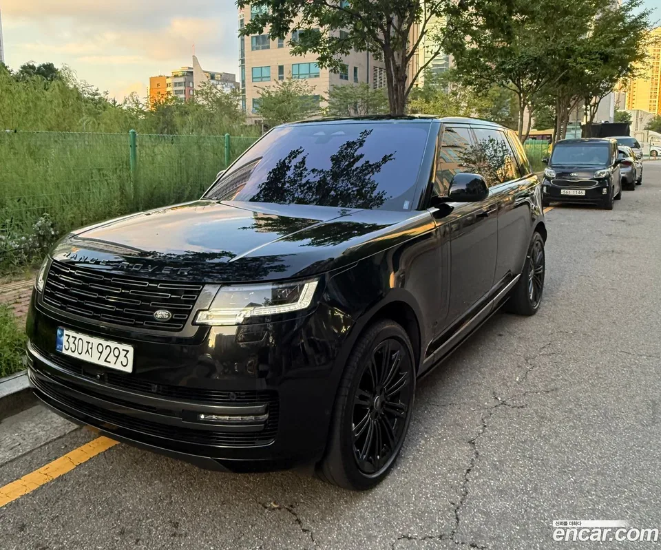 Land Rover Range Rover 2023