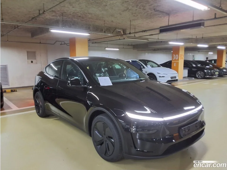Tesla Model Y 2026