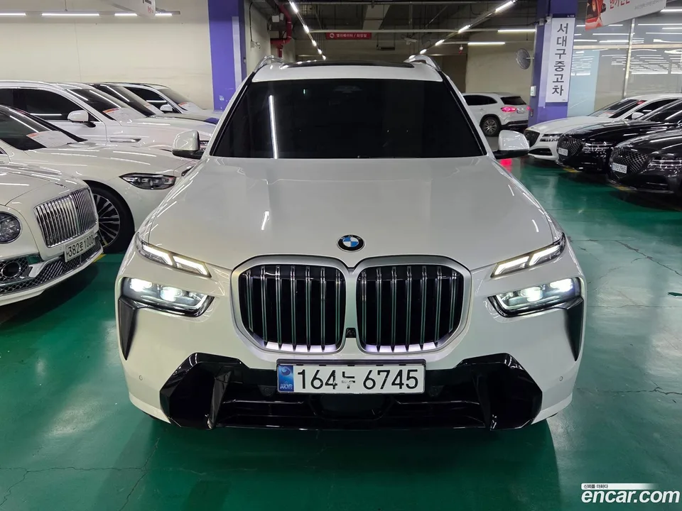 BMW X7 2024