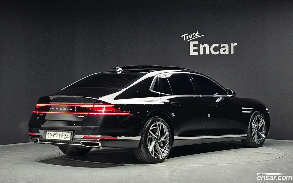 Genesis G90 2023